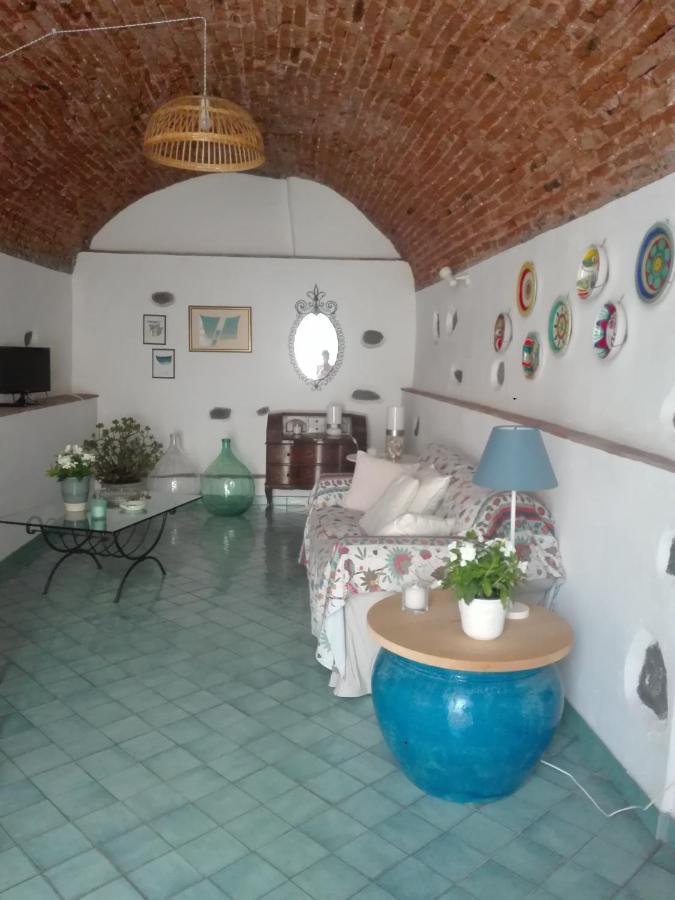 Bouganville Catánia Buitenkant foto