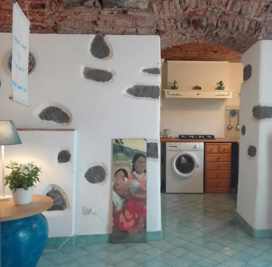 Bouganville Catánia Buitenkant foto