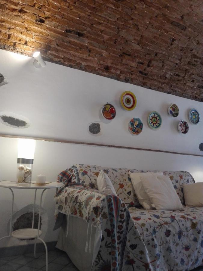 Bouganville Catánia Buitenkant foto