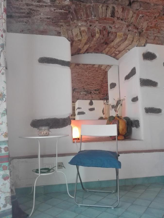 Bouganville Catánia Buitenkant foto
