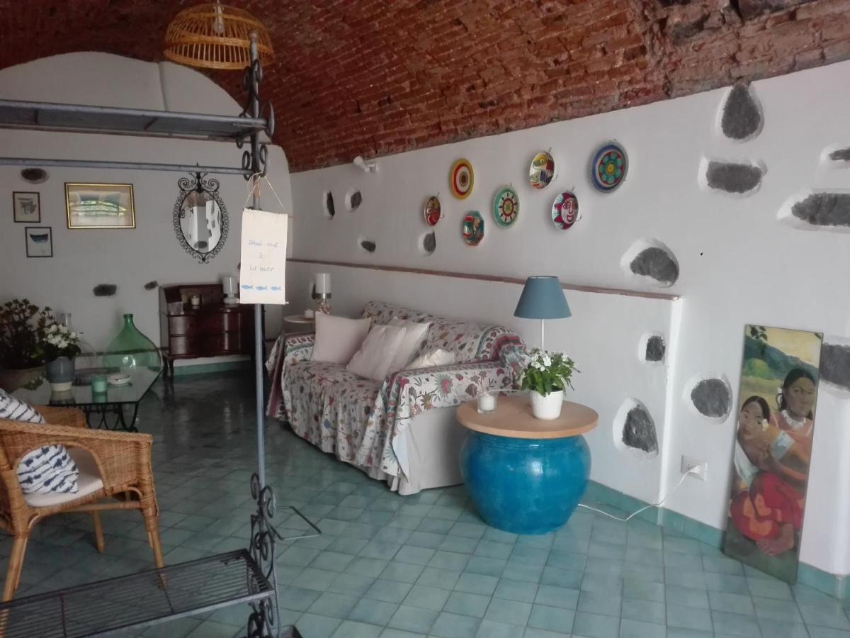 Bouganville Catánia Buitenkant foto